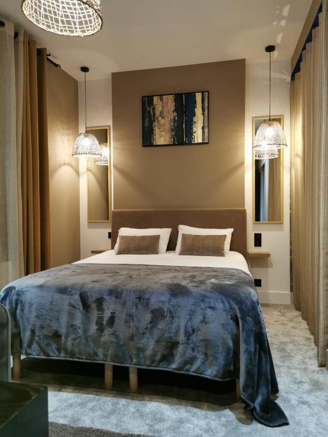 La Maison Saint Louis Cholet Esterno foto